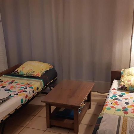 Charmant Logement Avec Piscine Bergerac Ngoại thất bức ảnh