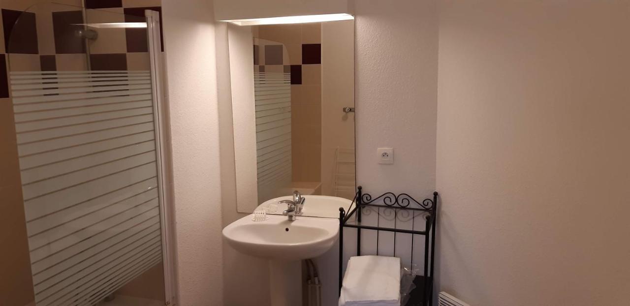 Charmant Logement Avec Piscine Bergerac Ngoại thất bức ảnh